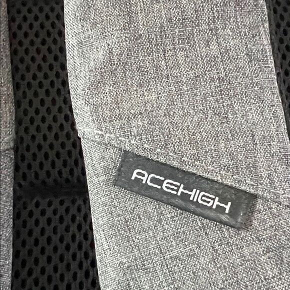 Charcoal Verizon Tech Backpack - Picture 2 of 10